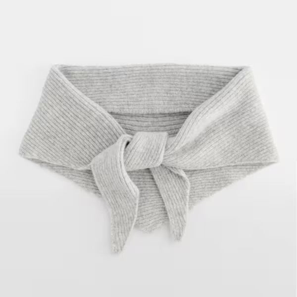 NEW Triangle scarf