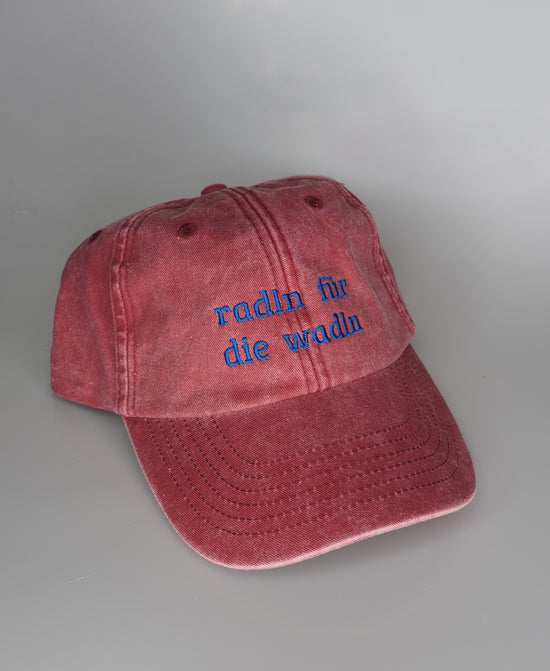Vintage Cap ,, radln für die wadln“ red