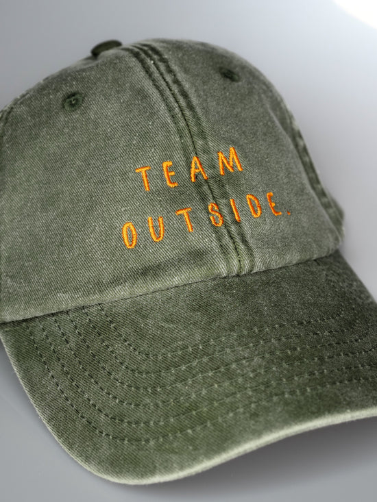 Vintage Cap ,, team outside“ green